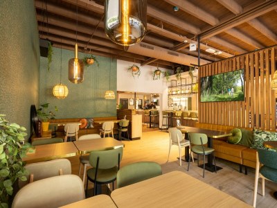 Holiday park Bungalow in Park De Peel - Car-Free Retreat - Outdoor photo 26