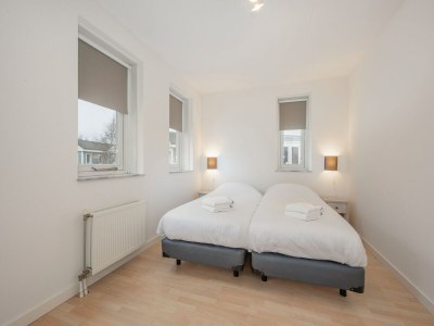 Holiday park Villa in Hellevoetsluis near North Sea Beach - Features photo 8