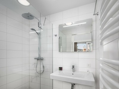 Holiday park Zeeland Escape w/ Garden - Features photo 13