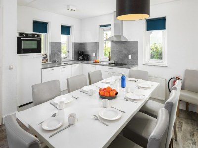 Holiday park Villa in Hellevoetsluis nahe Nordseestrand - Features photo 7