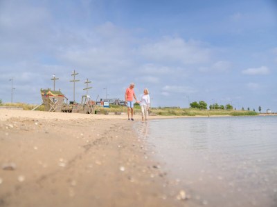 Holiday park Villa in Hellevoetsluis nahe Nordseestrand - Environment photo 25