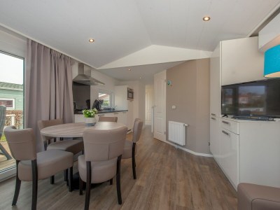 Holiday park Chalet in Arcen with Private Terrace - Features photo 9