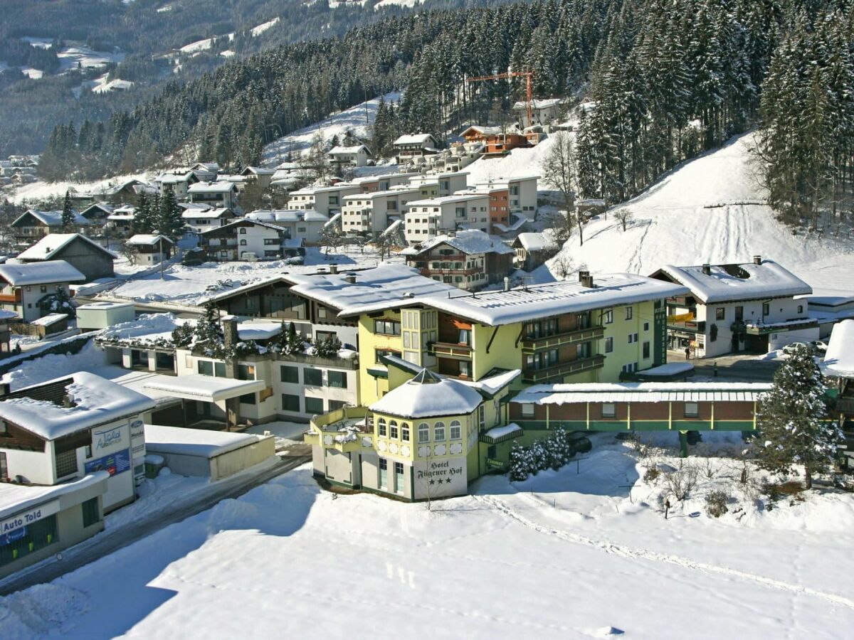 Holiday park Apartment in Zillertal near Spieljochbahn - Outdoor photo 3