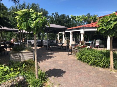 Holiday park High-End Villa Nestled in Greenery - Outdoor photo 30