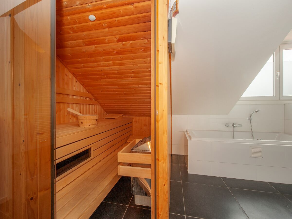 Holiday park Villa in Arcen mit Dusche und Sauna - Features photo 5