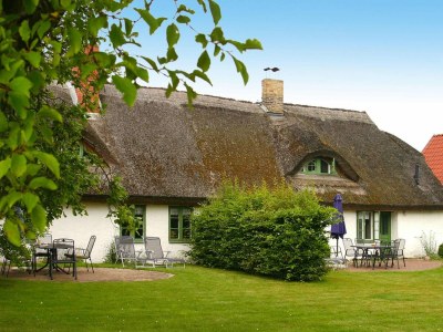 Holiday house Reihenhaus Vieregge in Deutschland mit Terrasse - Outdoor photo 2