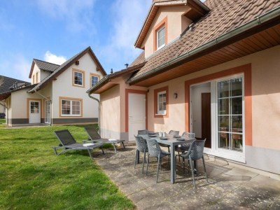 Holiday park Villa in Cochem mit Garten und Parkplatz - Outdoor photo 2