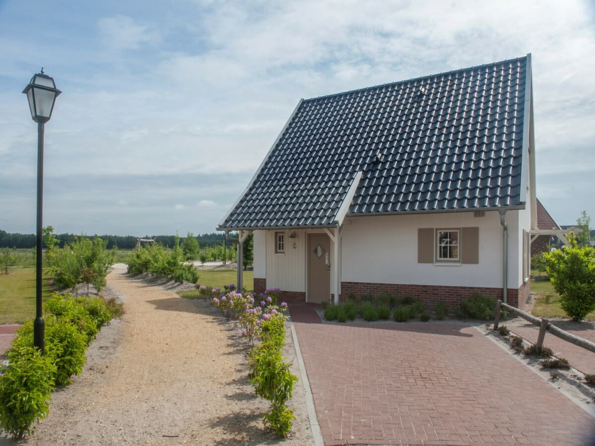 Holiday park Villa in Klein Vink mit Thermaalbad-Zugang - Outdoor photo 2