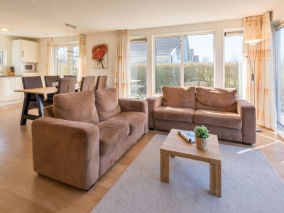 Holiday park Charmante Villa am Wasser - Features photo 6