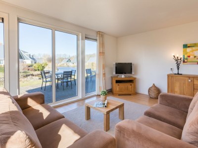 Holiday park Charmante Villa am Wasser - Features photo 7