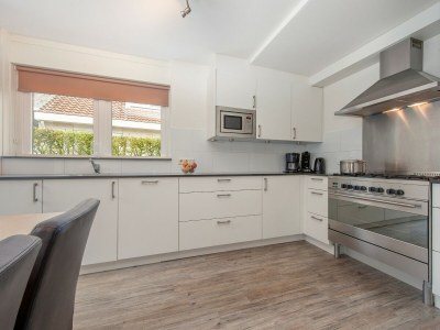 Holiday park Villa in Arcen with shower & garden - Features photo 5