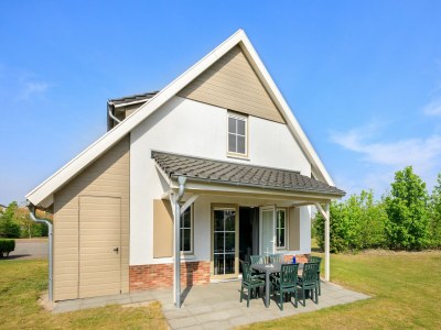 Holiday park Villa in Arcen with Free Thermal Bath Access - Outdoor photo 2