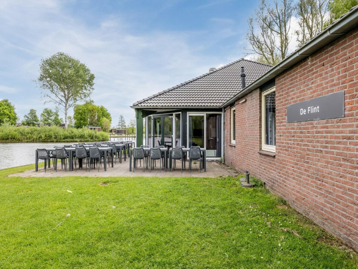 Holiday park Massiver Familienbungalow - Outdoor photo 4