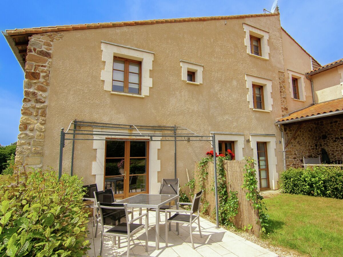 Holiday park Cottage in France with Private Terrace - Outdoor photo 3