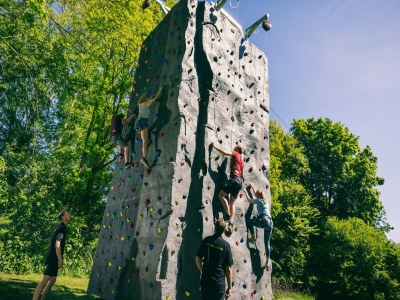 Holiday park Modern Chalet Near Forest - Outdoor photo 37