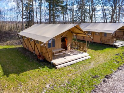 Holiday park Charming Safari Tent by the Lake - Outdoor photo 4