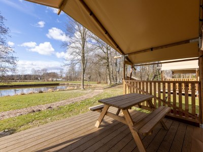 Holiday park Charming Safari Tent by the Lake - Outdoor photo 6