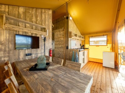 Holiday park Charming Safari Tent by the Lake - Features photo 14