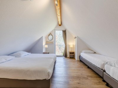 Holiday park Spacious, modern apartment, near center - Features photo 16