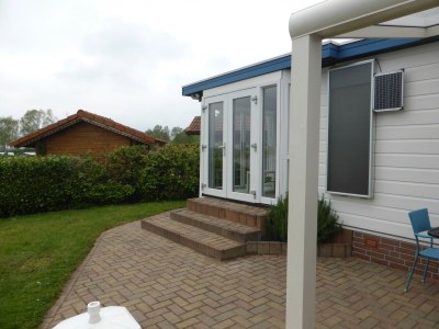 Holiday park Chalet-Refugium in grüner Umgebung - Outdoor photo 4