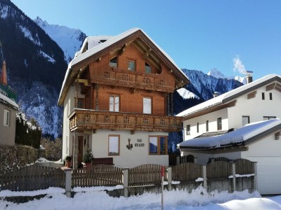 Apartment Chalet in Mayrhofen near Ski Slopes - Outdoor photo 17