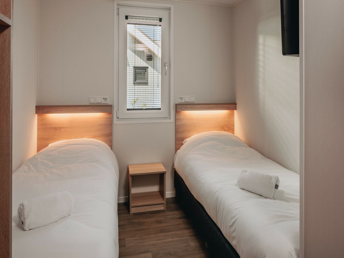 Holiday park Lodge in Zeeland near Nieuwvliet Beach - Features photo 4