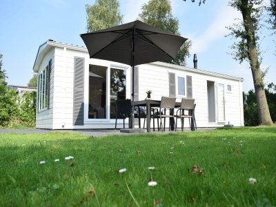 Holiday park Chalet Retreat Near Forest - Outdoor photo 2