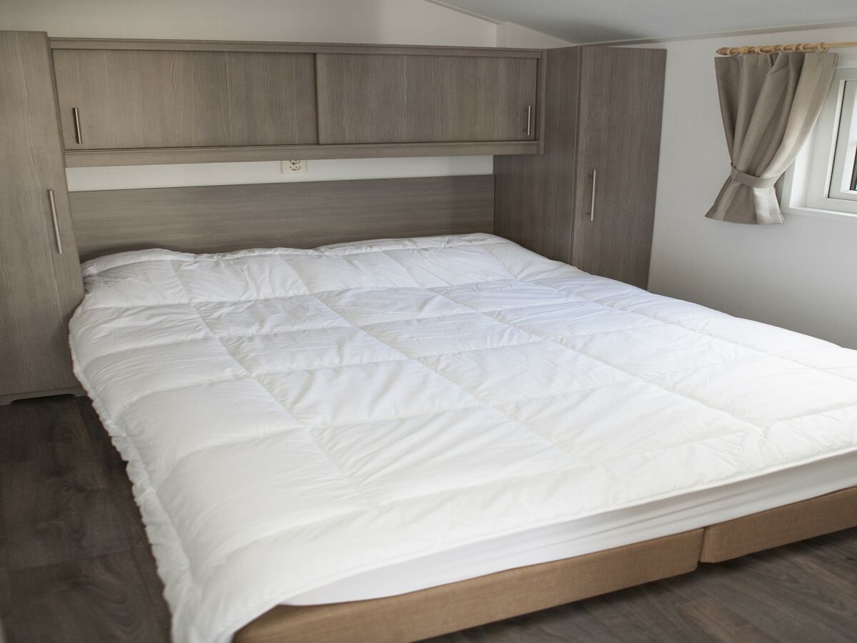 Holiday park Chalet in Netherlands with Private Sauna - Features photo 5