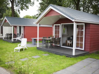 Holiday park Chalet in Netherlands with Private Sauna - Outdoor photo 2