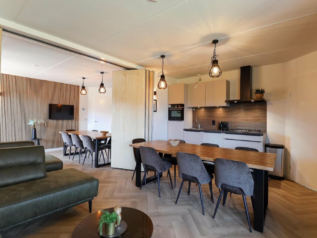 Holiday park Bungalow in Netherlands with Flexible Group Space