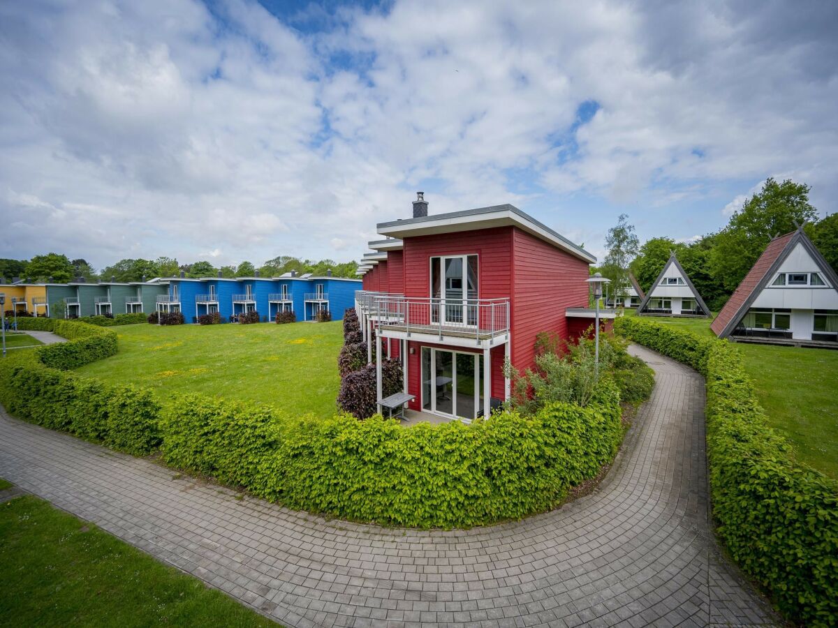 Holiday park Ferienhaus in Damp mit Meeresstrand