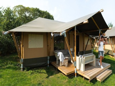 Holiday park Safari Tent in Nature with Private Facilities - Holiday park