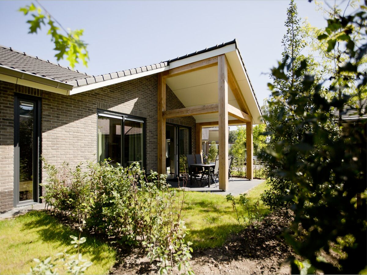 Holiday park Terraced Home in Netherlands near Veluwe - Outdoor photo 2