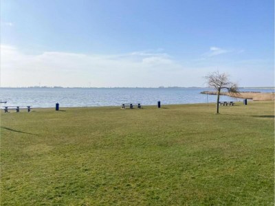 Holiday park Elegant Wieringer Villa - Environment photo 35