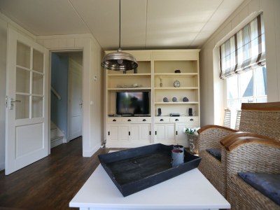 Holiday park Villa im Wieringer Stil mit Whirlpool - Features photo 9