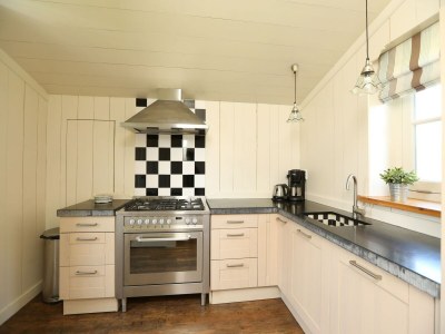 Holiday park Villa im Wieringer Stil mit Whirlpool - Features photo 12