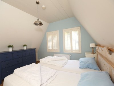 Holiday park Villa im Wieringer Stil mit Whirlpool - Features photo 18