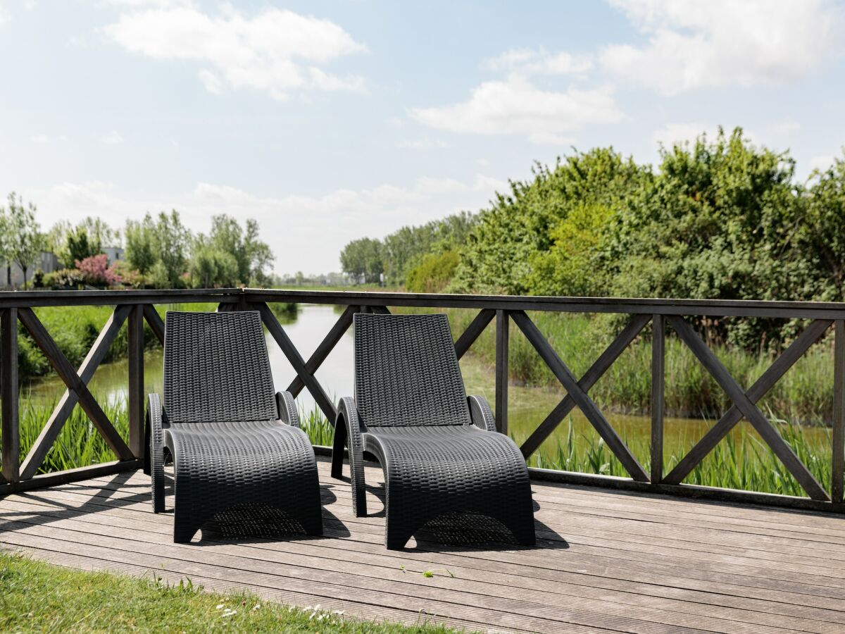 Holiday park Stilvoller Bungalow in Strandnähe - Outdoor photo 2