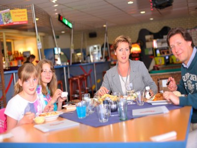 Holiday park Stilvoller Bungalow in Strandnähe - Outdoor photo 39