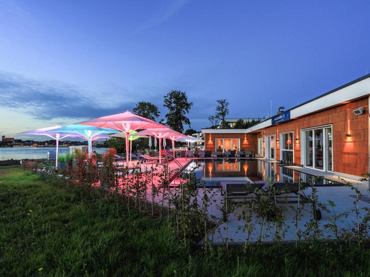Holiday park Appartements im Maremuritz Yachthafen Resort - Outdoor photo 3
