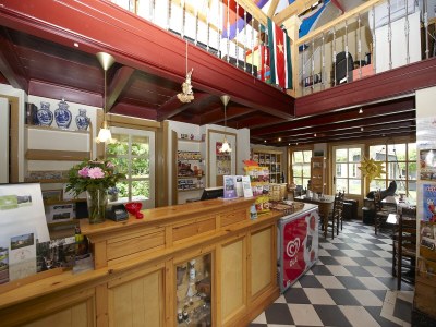 Holiday park Chalet in Wiringherlant near the Coast - Features photo 16