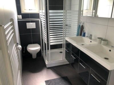 Holiday park Chalet in Wiringherlant near the Coast - Features photo 24