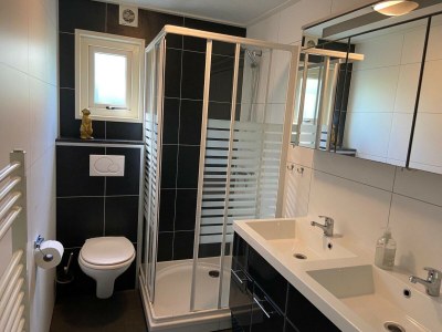 Holiday park Chalet in Wiringherlant near the Coast - Features photo 26