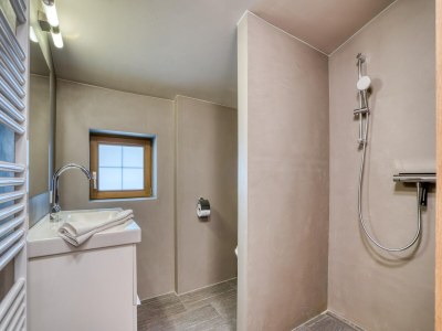 Holiday park Chalet in Neukirchen mit Bergblick - Features photo 19