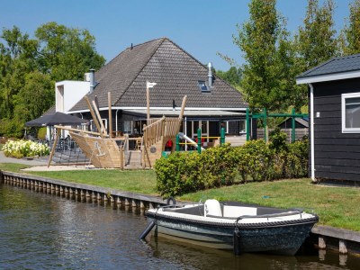 Holiday park Sunny Giethoorn Cottage - Outdoor photo 40