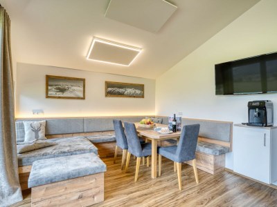 Holiday park Chalet in Neukirchen mit Bergblick - Features photo 10