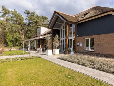 Holiday park Bungalow in Veluwe Nature Park Retreat - Outdoor photo 30