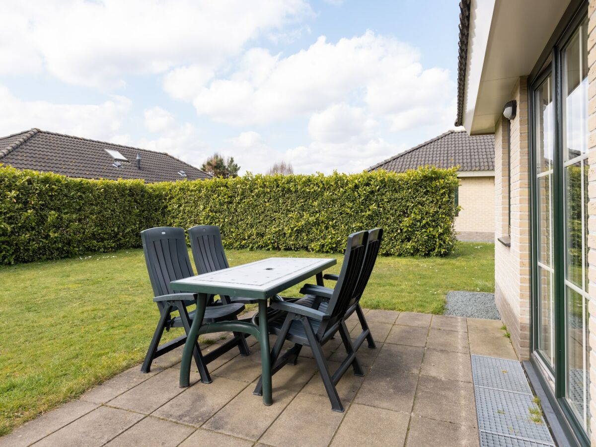 Holiday park Bungalow in Veluwe mit Sauna & Naturblick - Outdoor photo 2