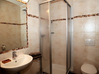 Apartment Apartment in Hochkrimml near Ski Slopes - Features photo 11