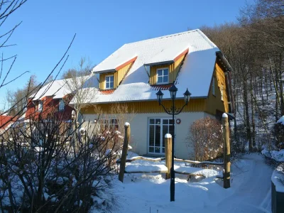 Holiday park Ferienhaus in Wernigerode mit Gemeinschaftspool - Outdoor photo 8